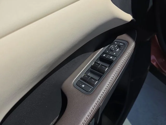 Used 2025 Brown Lexus 350h Premium Plus image 13