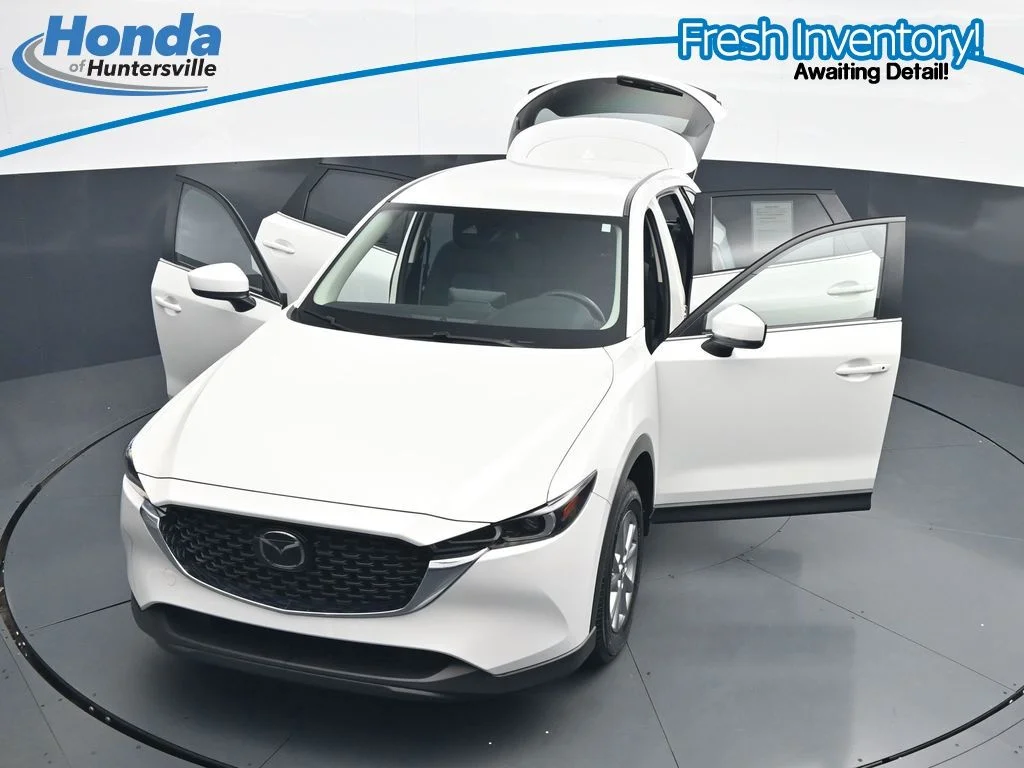 Used 2025 White Metallic Mazda 2.5 S image 31