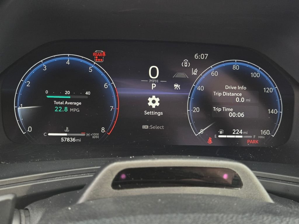 Used 2024 White Toyota Platinum image 27