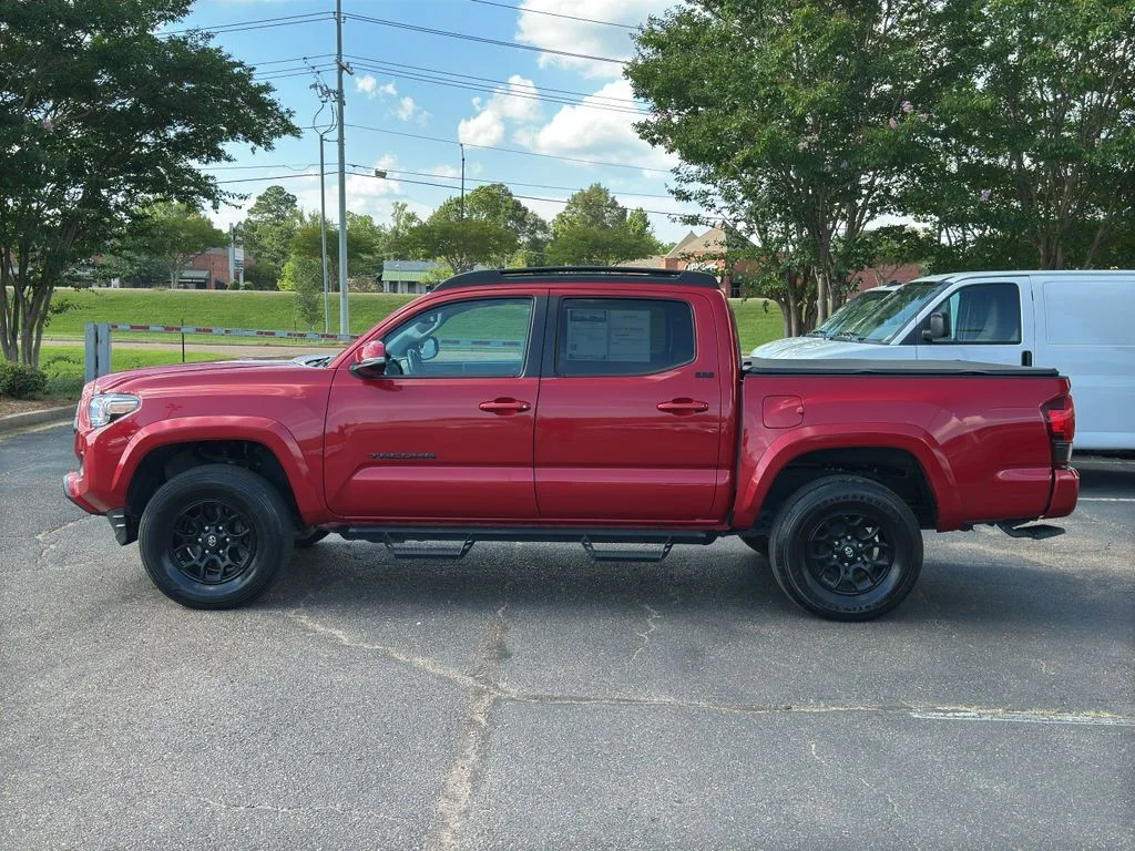 Used 2022 Red Toyota SR5 image 6