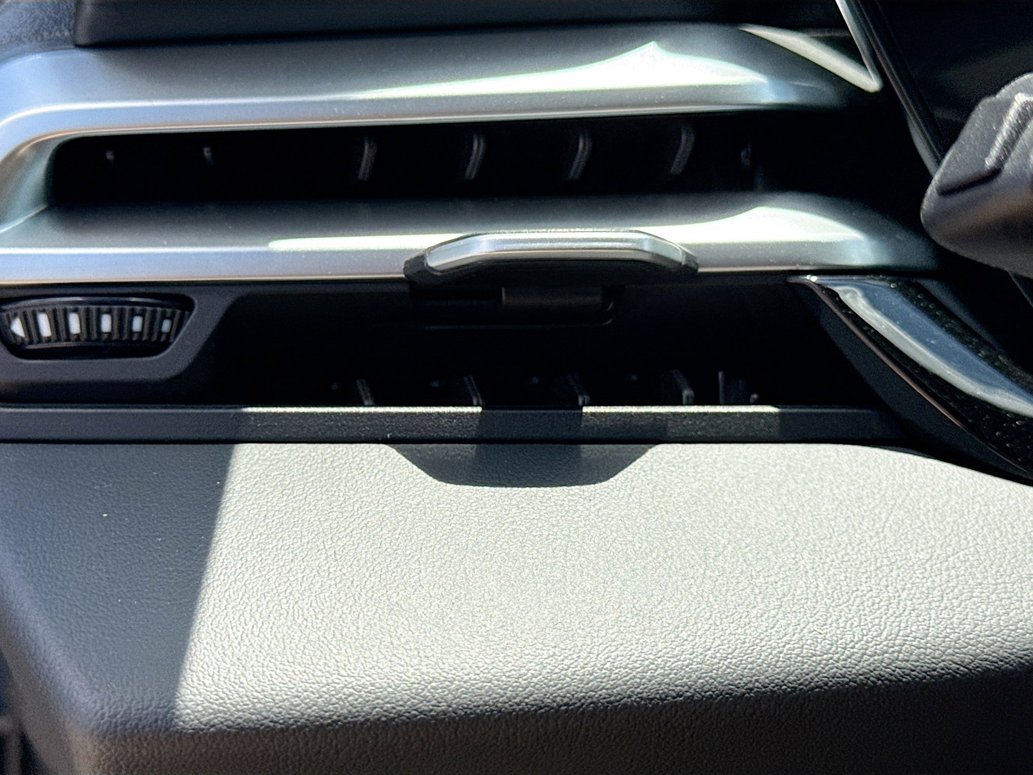 New 2026 Horizon Blue Metallic Audi Premium image 35
