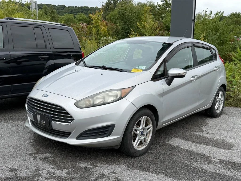 Used 2017 Silver Ford SE image 2