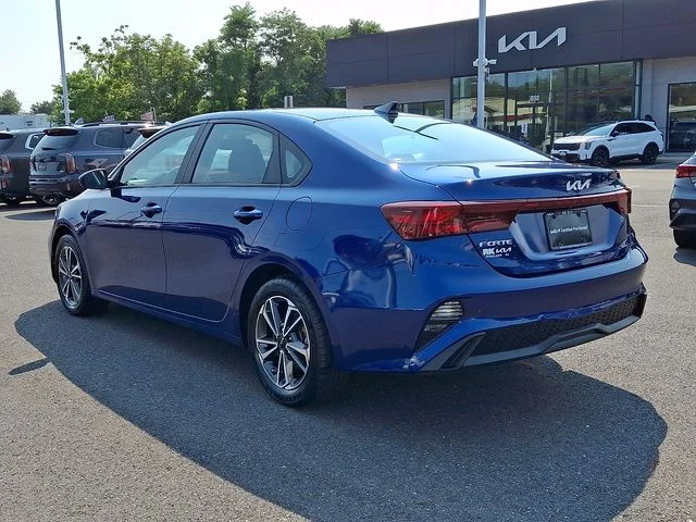 Certified Used 2023 Blue Kia LXS image 5