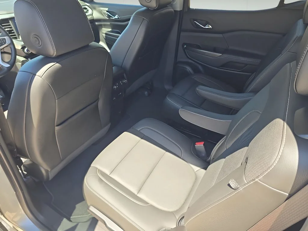 Used 2023 Gray GMC SLT image 28