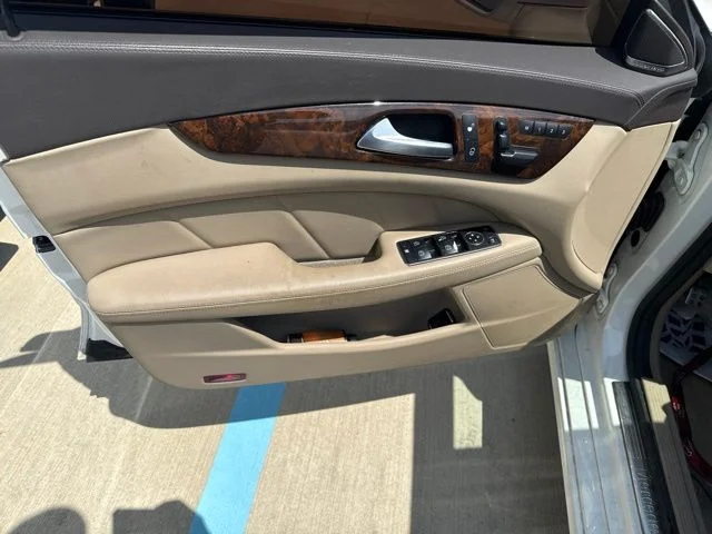 Used 2013  Mercedes-Benz CLS 550 image 11