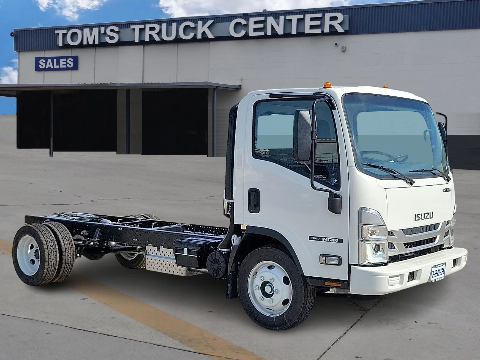 2026 Isuzu NRR's photo