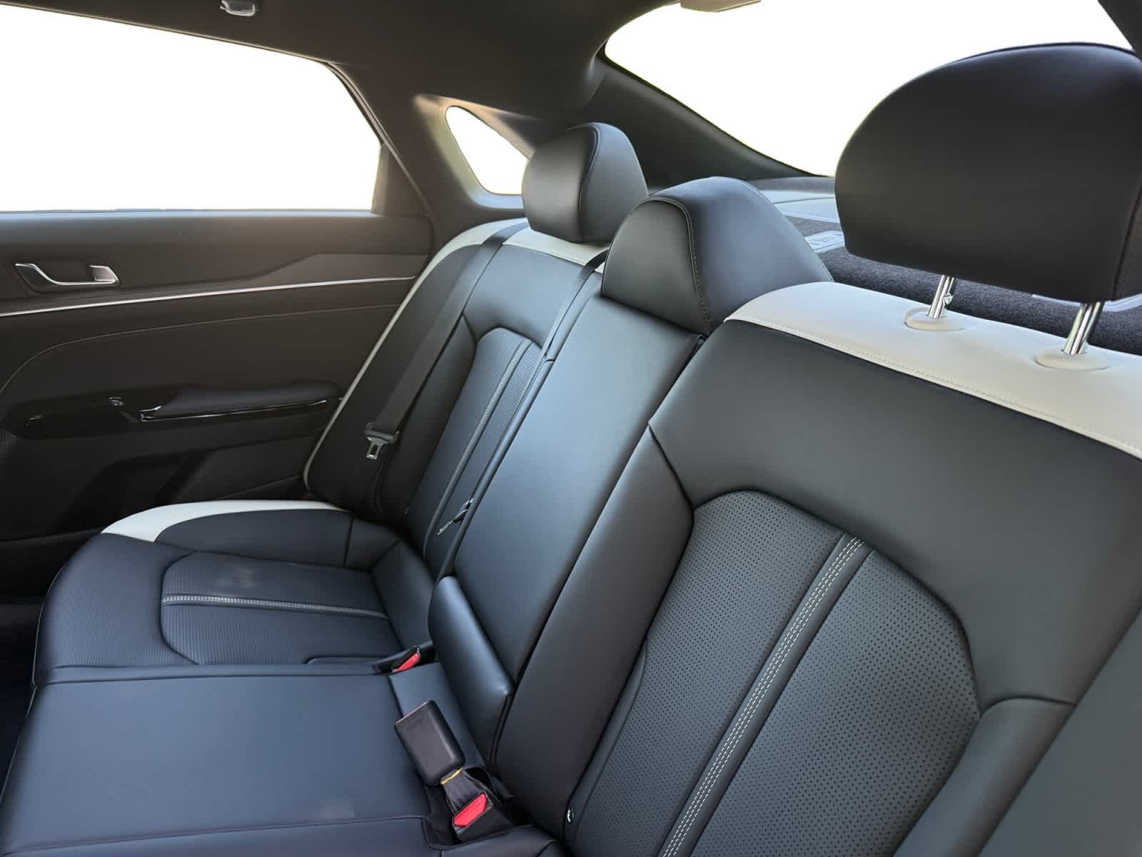 New 2026 Snow White Pearl Kia GT-Line AWD image 22