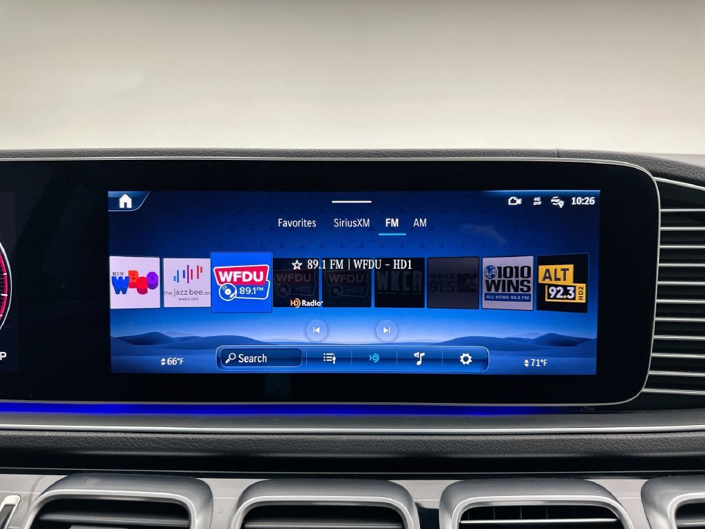 Used 2024 Polar White Mercedes-Benz GLS 450 image 28