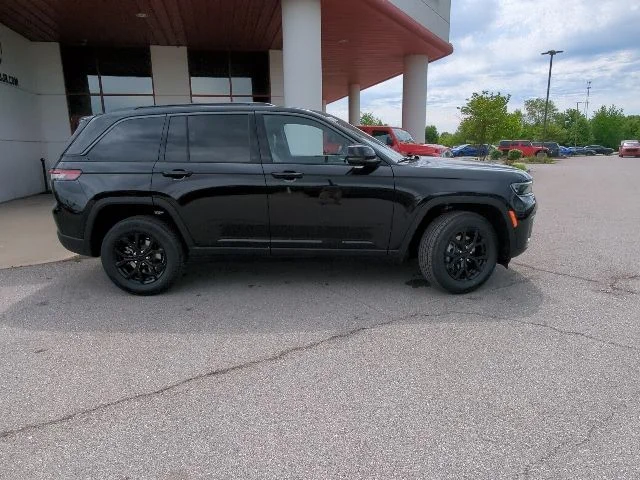 New 2026 Black Jeep Altitude image 35