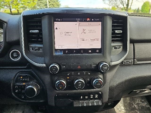 Used 2022 Granite Crystal Metallic Clearcoat Ram Big Horn image 18
