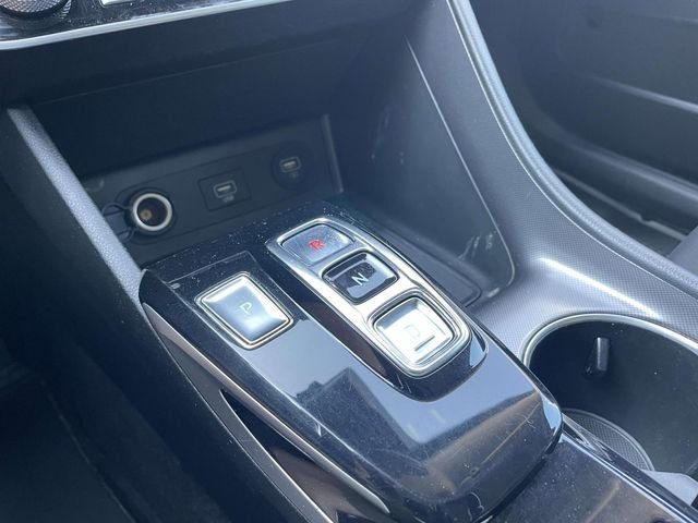 Certified Used 2022 White Hyundai Blue image 29