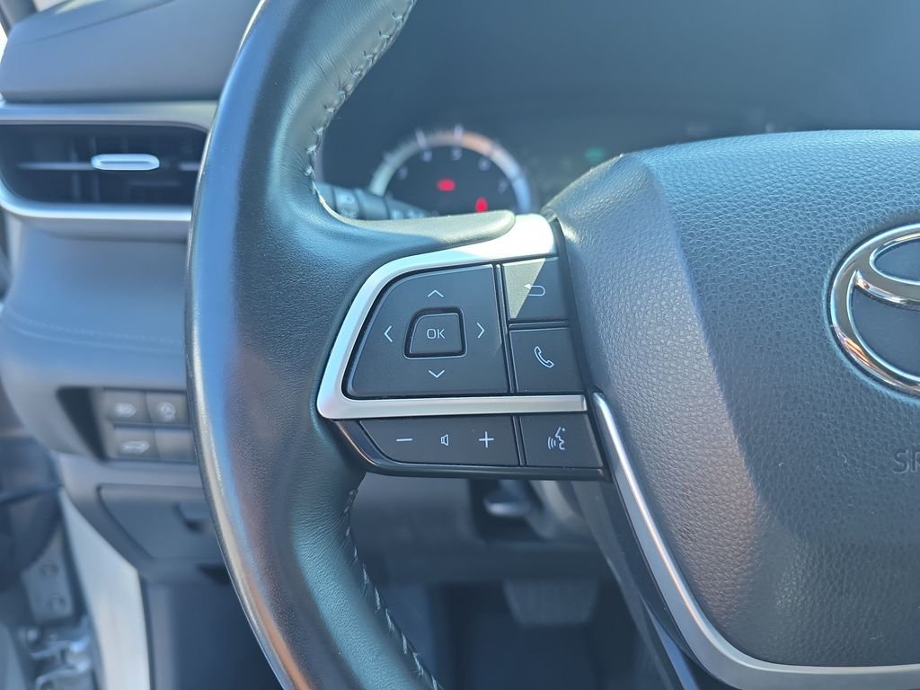 Used 2024 Silver Toyota LE image 22