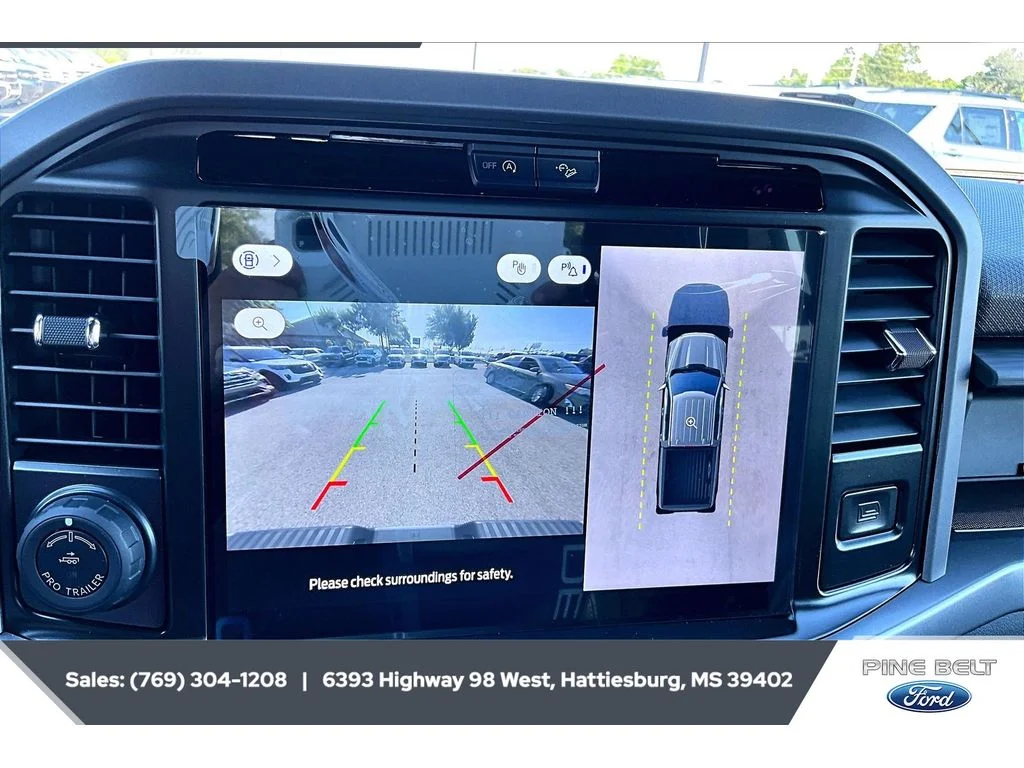 New 2026 Oxford White Ford XLT image 16