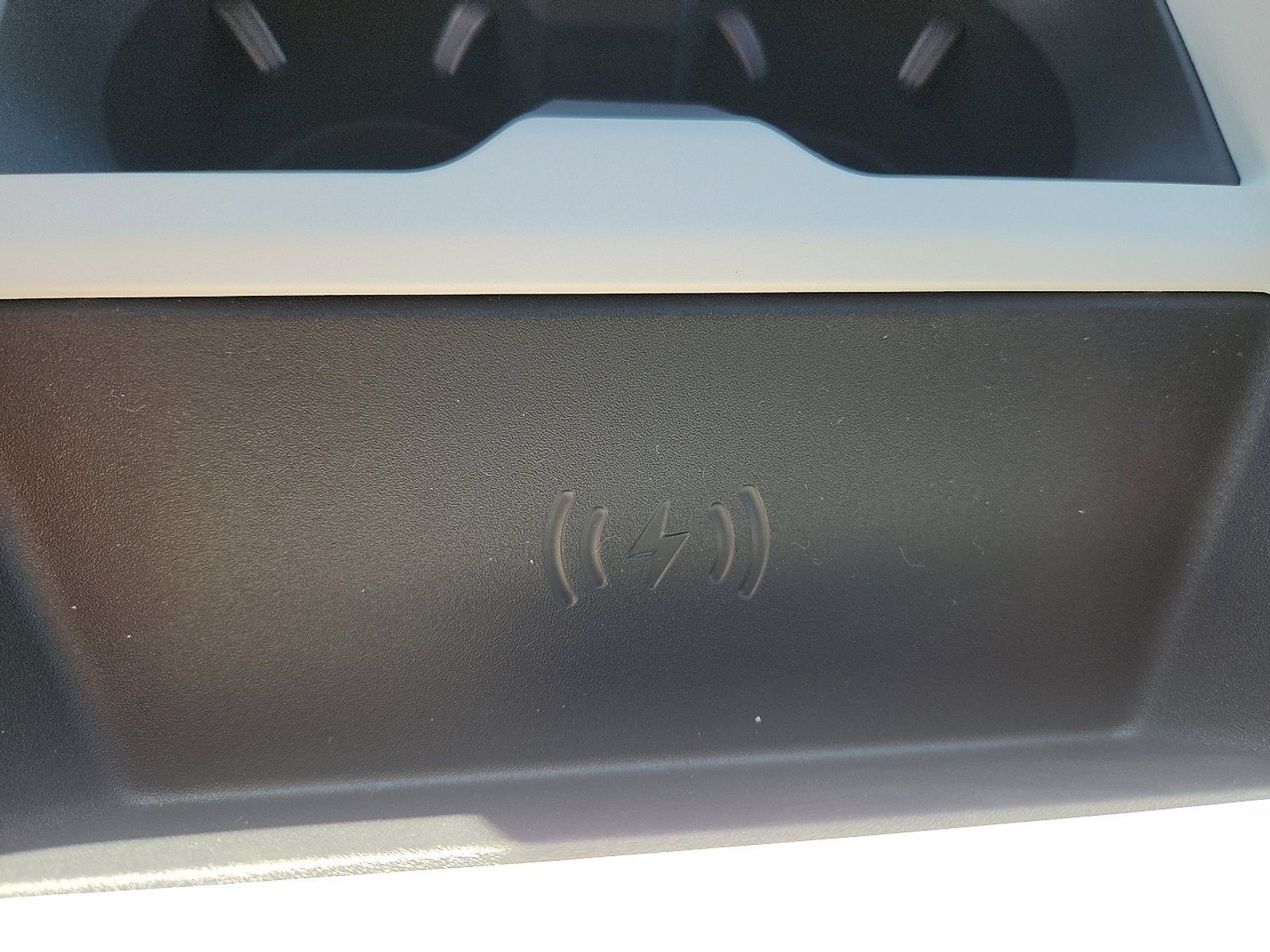 New 2026 Santorini Black LAND ROVER S image 18