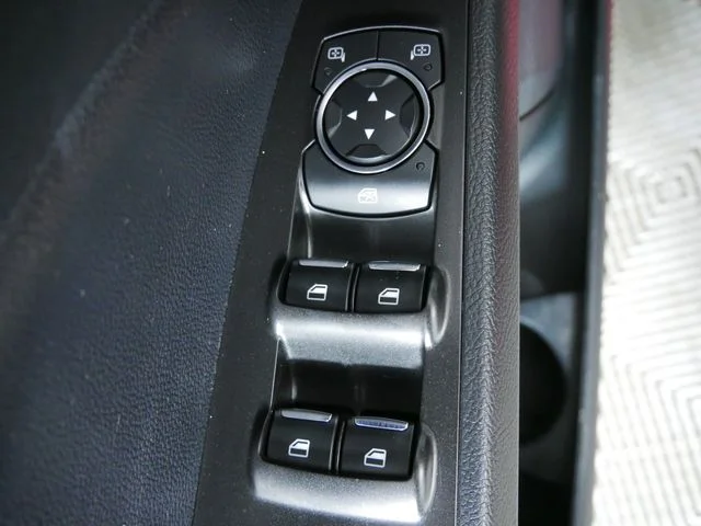 Used 2017 Red Ford SE image 24