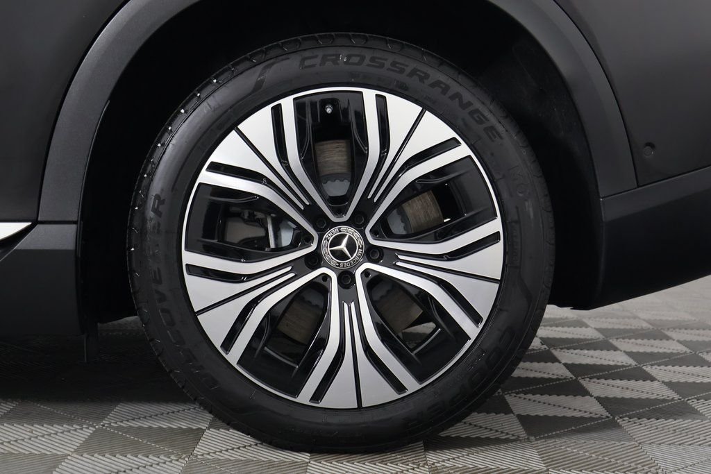 Certified Used 2025 Black Mercedes-Benz 350 SUV image 15