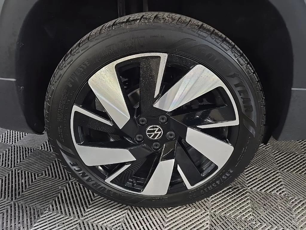 Used 2023 White Volkswagen 1.5T SEL image 14