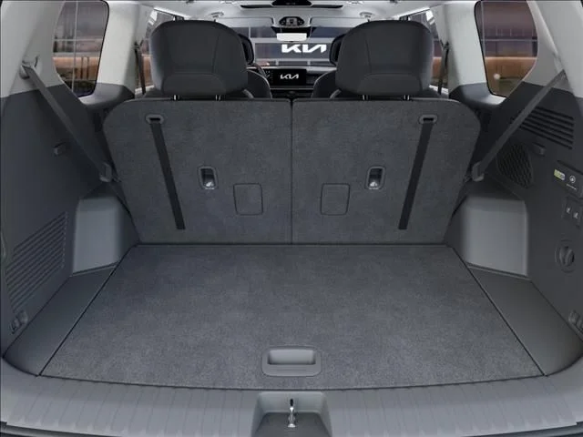 New 2026 Ivory Silver Kia Land AWD image 19