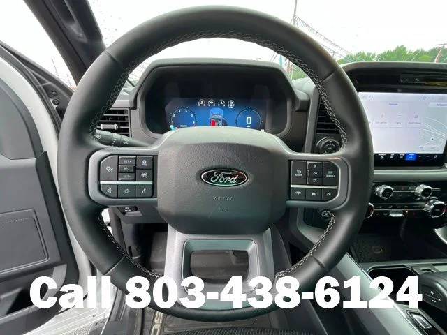 Used 2025 Oxford White Ford XLT image 18