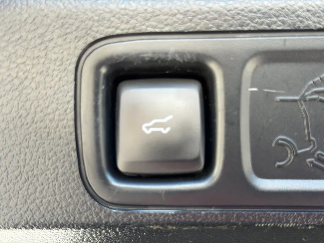 Used 2021 Gray Ford Limited image 19