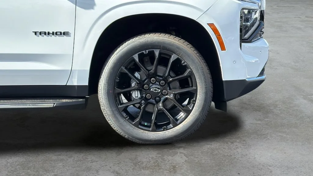 New 2026 Summit White Chevrolet LT image 9