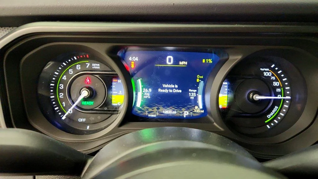 Used 2024 Earl Clearcoat Jeep Rubicon X 4xe w/ Nappa Leather, Rock-Trac & Off-Road Camera image 14