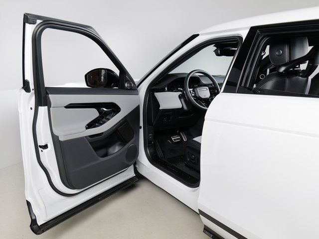 New 2026 Fuji White Land Rover Hoxton Edition image 25
