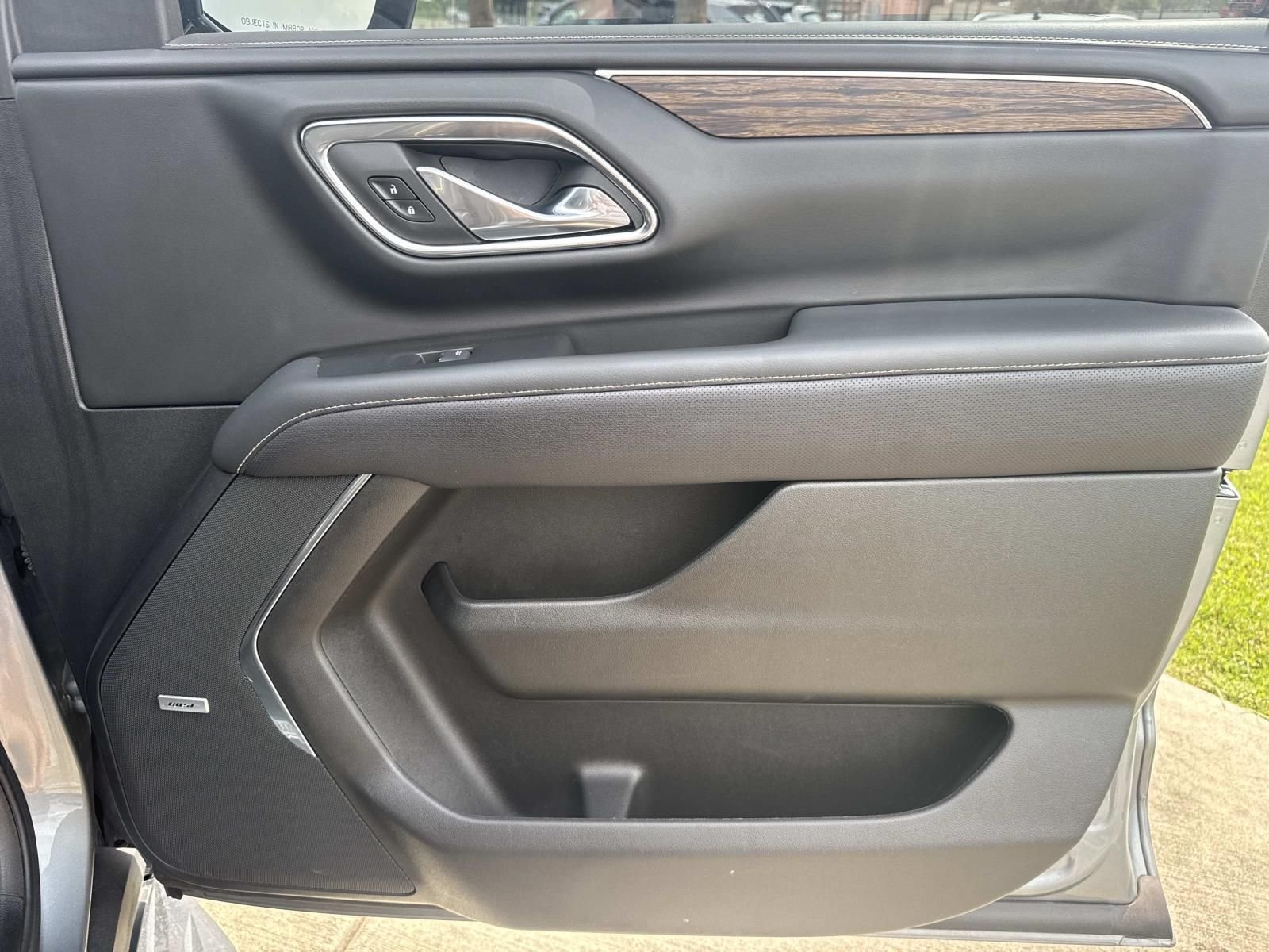 Used 2023 Gray Chevrolet Premier image 17