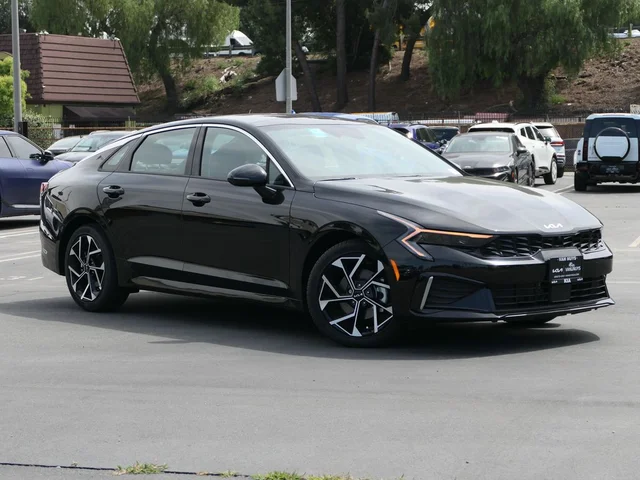 2025 Kia K5 EX