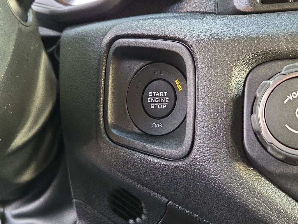New 2025 41 Exterior Paint Jeep Sport S image 23