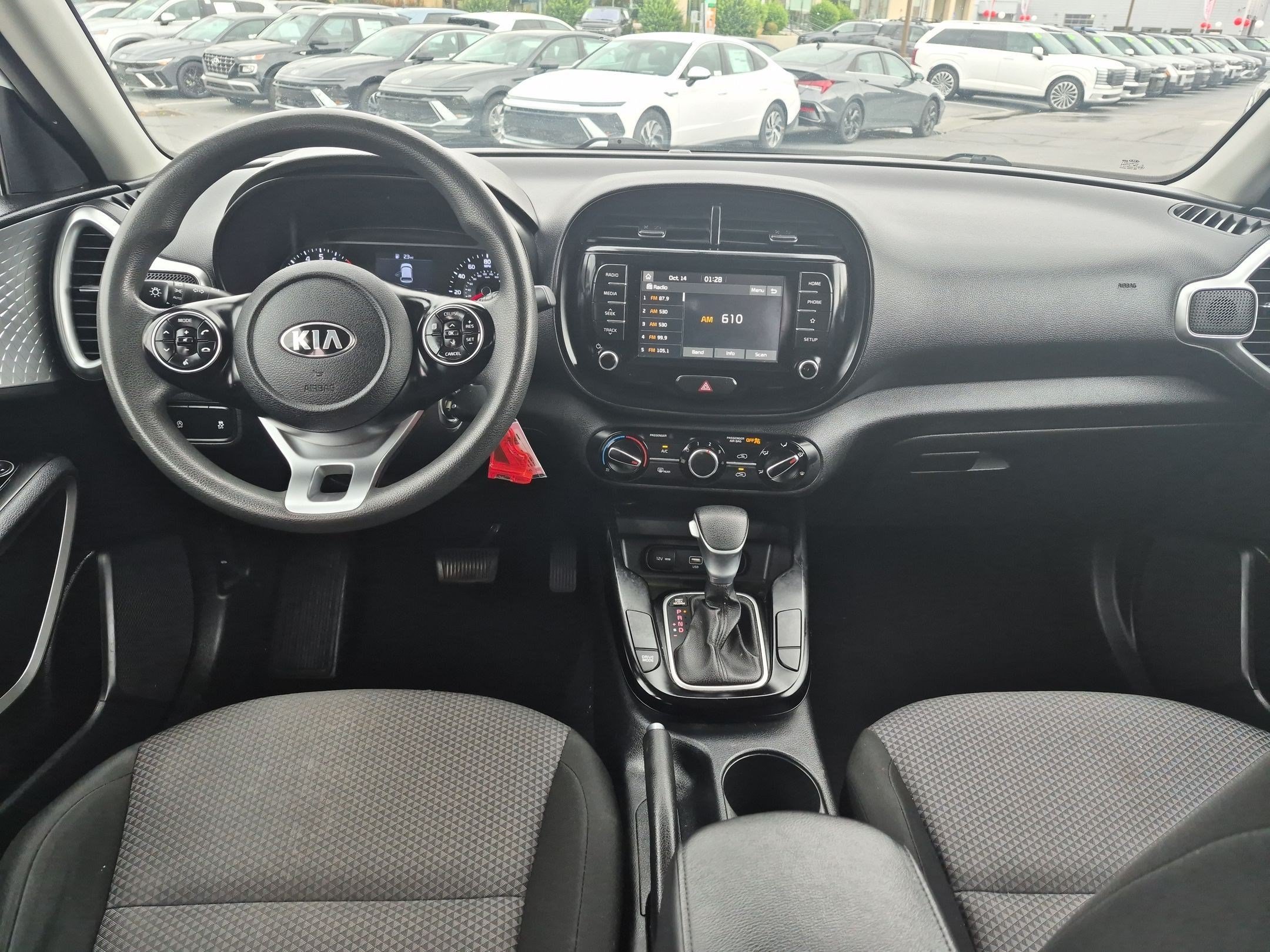 Used 2021 Snow White Pearl Kia LX image 23