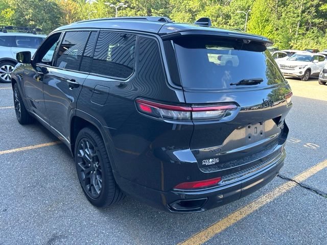 Used 2023 Diamond Black Crystal Pearlcoat Jeep Summit Reserve image 7