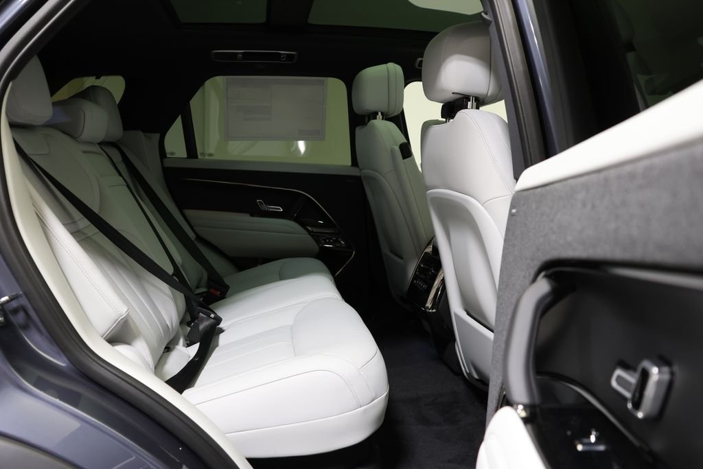 New 2026 Varesine Blue Land Rover SE image 44