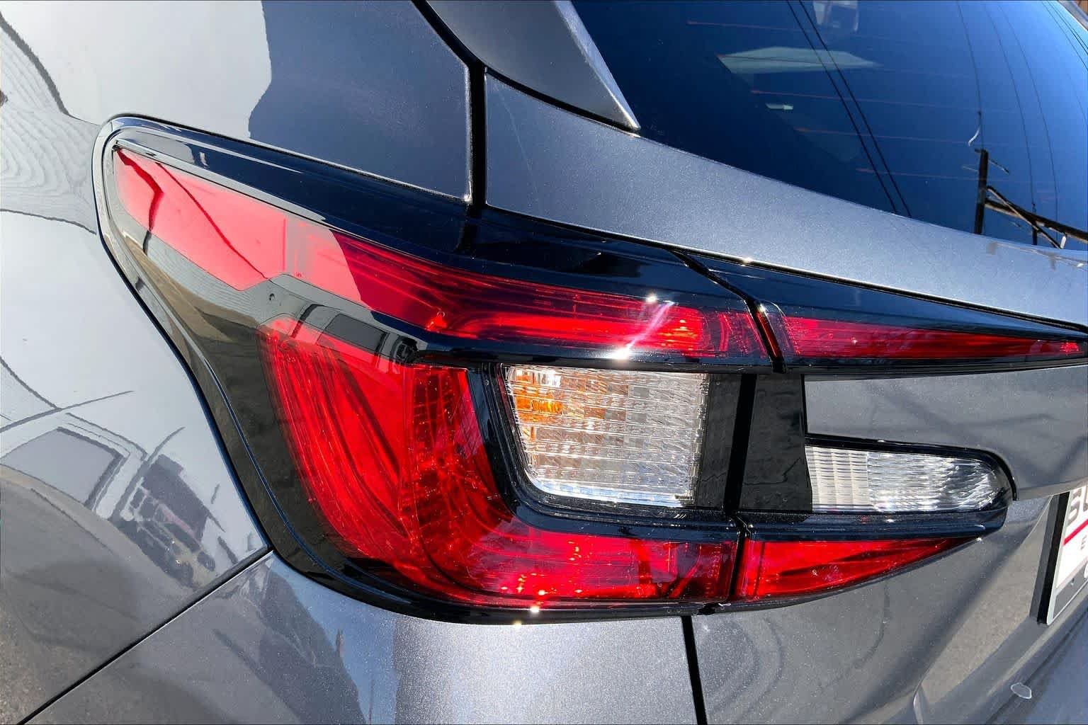 New 2026 MAGNETITE GRAY PEARL Subaru Limited image 14