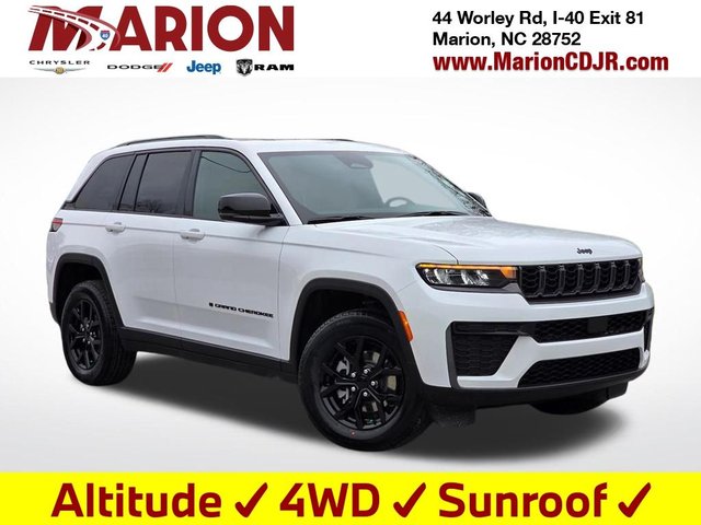 2026 Jeep Grand Cherokee Laredo Altitude