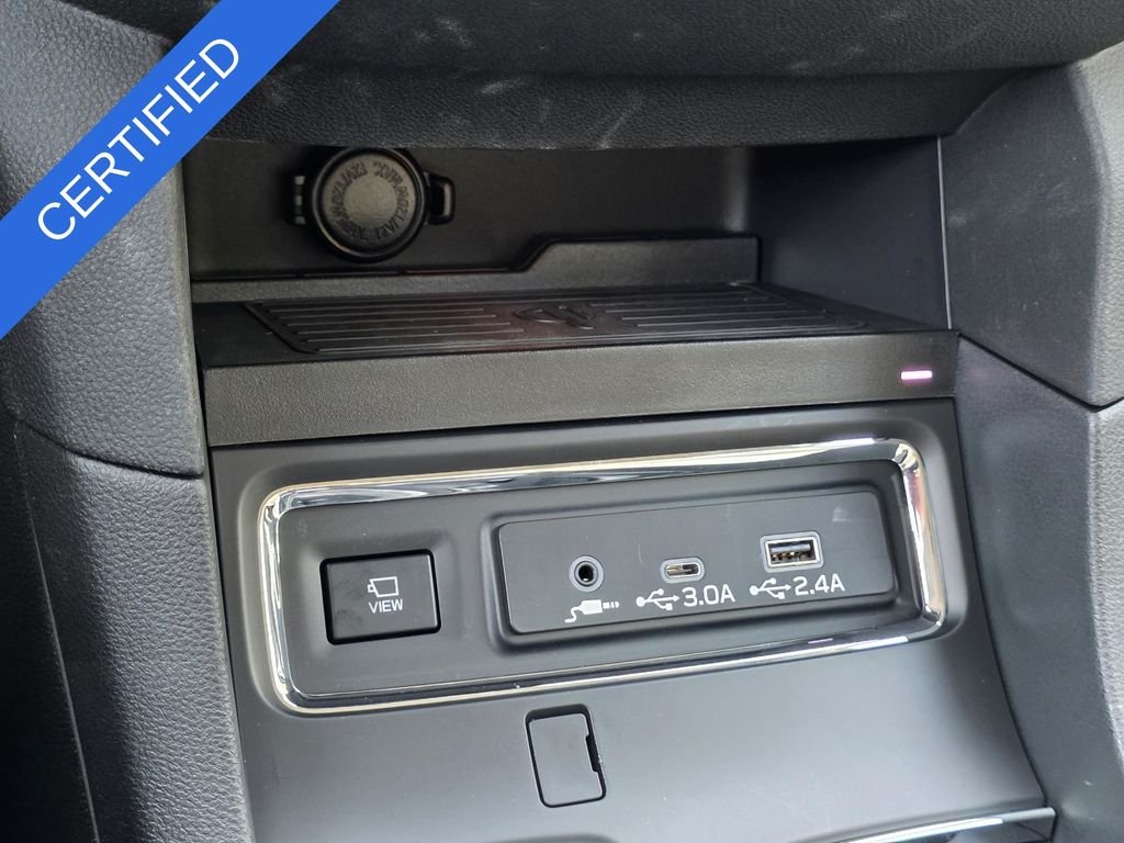 Used 2025 Black Subaru Limited image 29