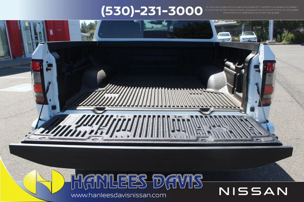 New 2026 Glacier White Nissan Crew Cab SV image 10