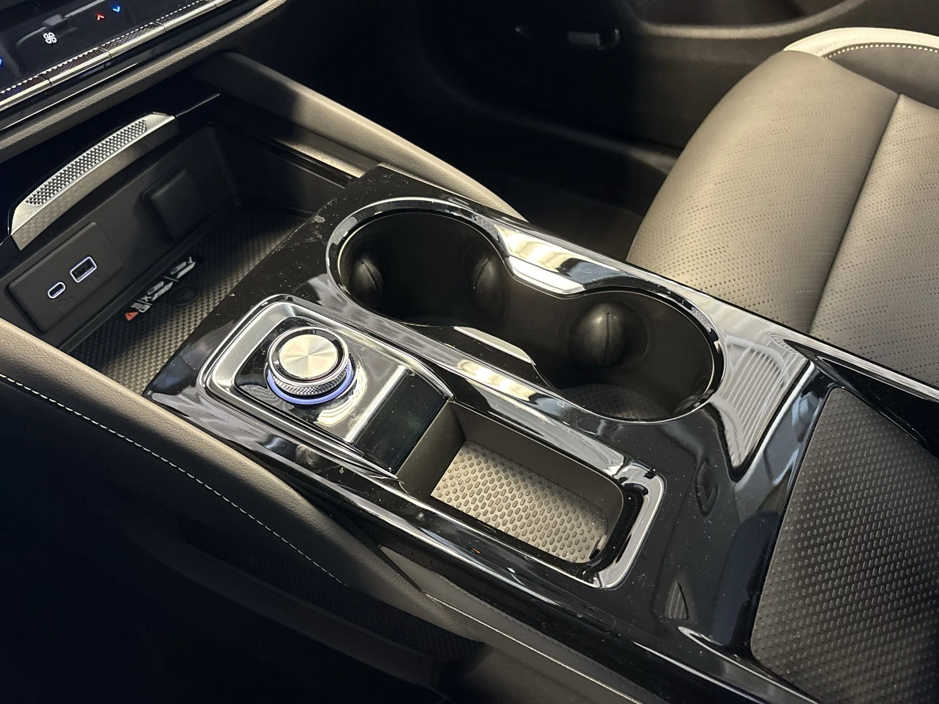 2025 Buick Envision Sport Touring - Photo 63