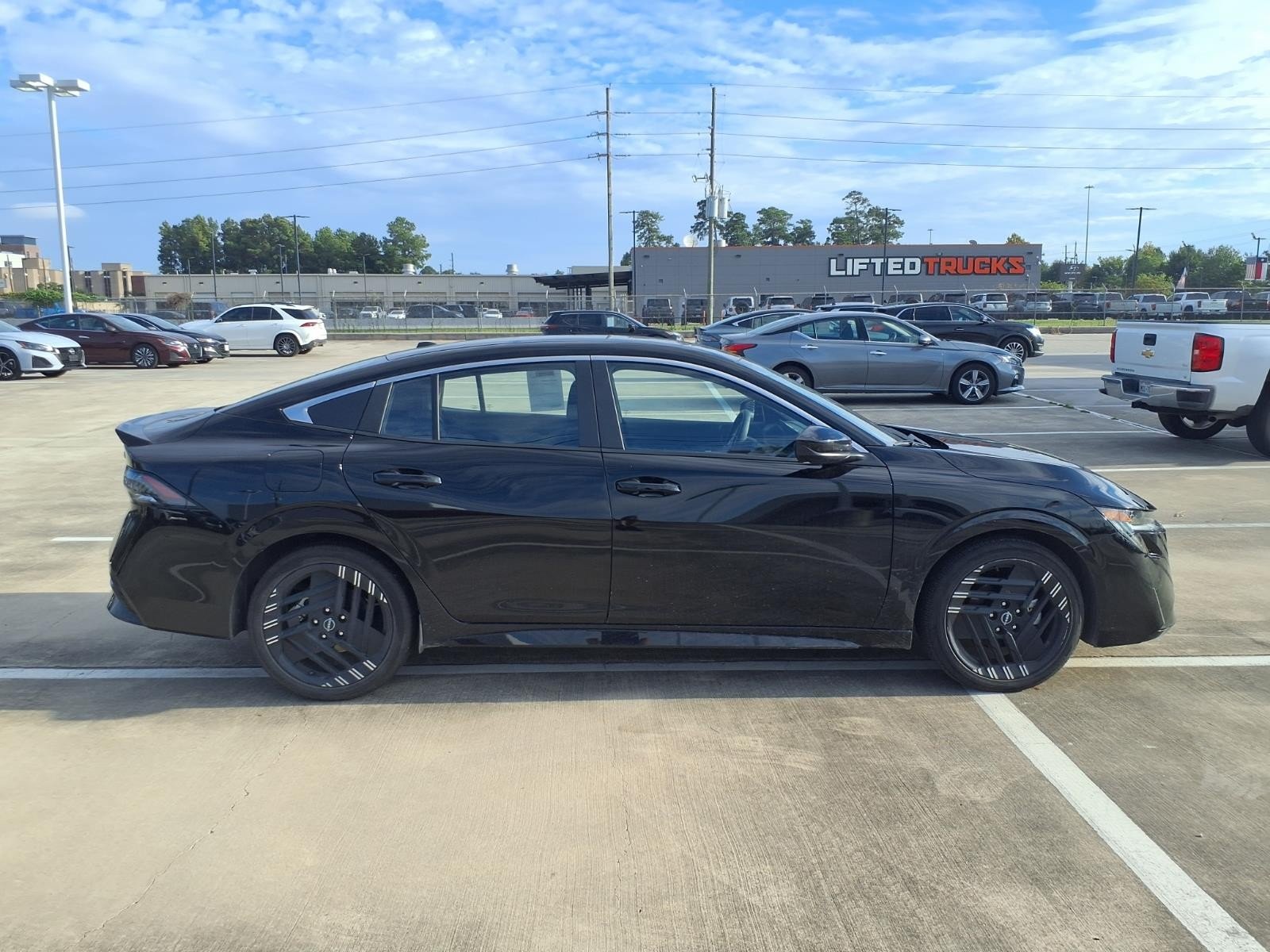 2026 Nissan Sentra photo 9 of 26