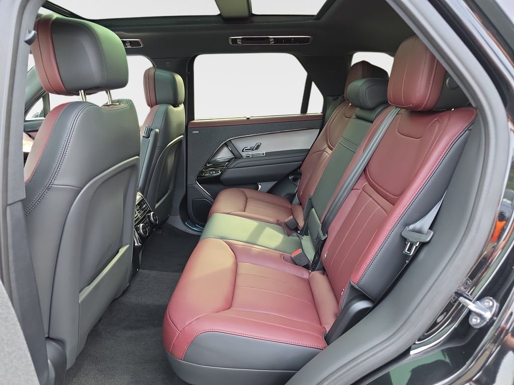 2025 Land Rover Range Rover Sport Dynamic SE - Photo 14