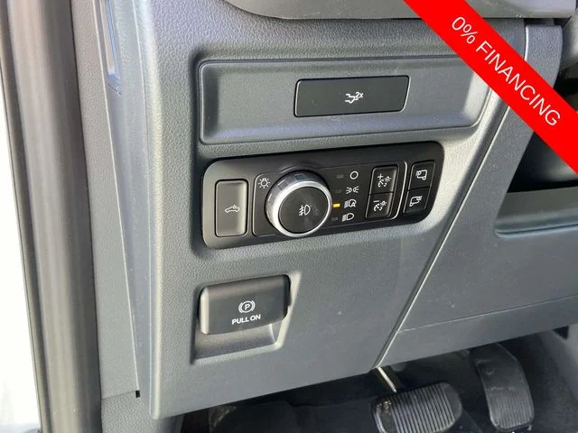 New 2026 Oxford White Ford XLT image 16