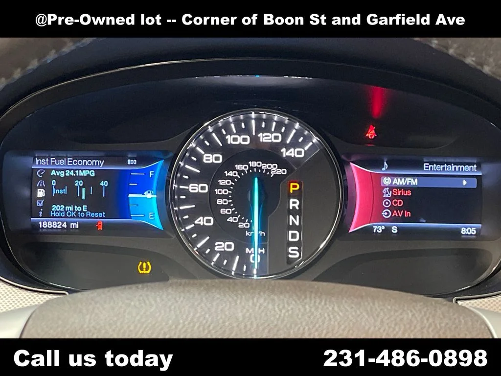 Used 2013  Ford SEL image 21
