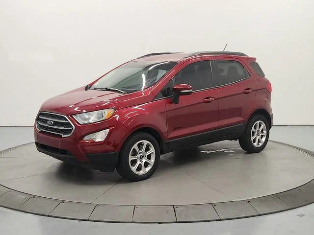 Used 2020 Red Ford SE image 4