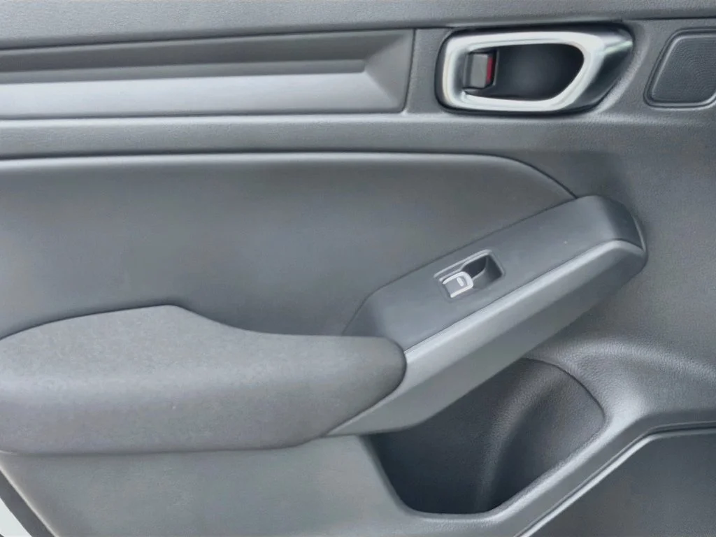 New 2026 Platinum White Pearl Honda LX image 26