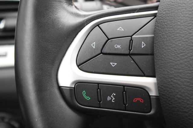 Used 2019 Gray Jeep Latitude image 14