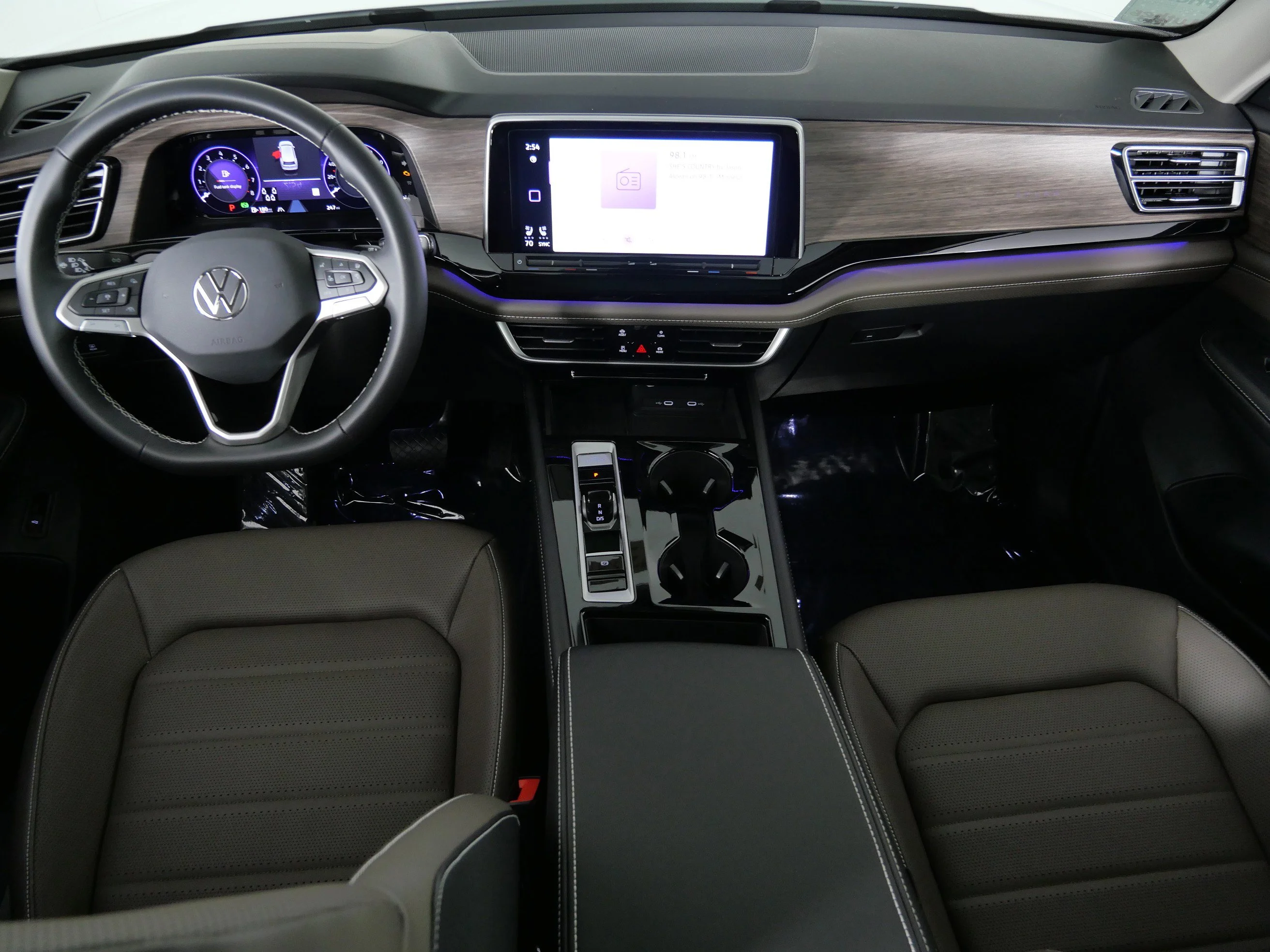 2026 Volkswagen Atlas SEL - Photo 10
