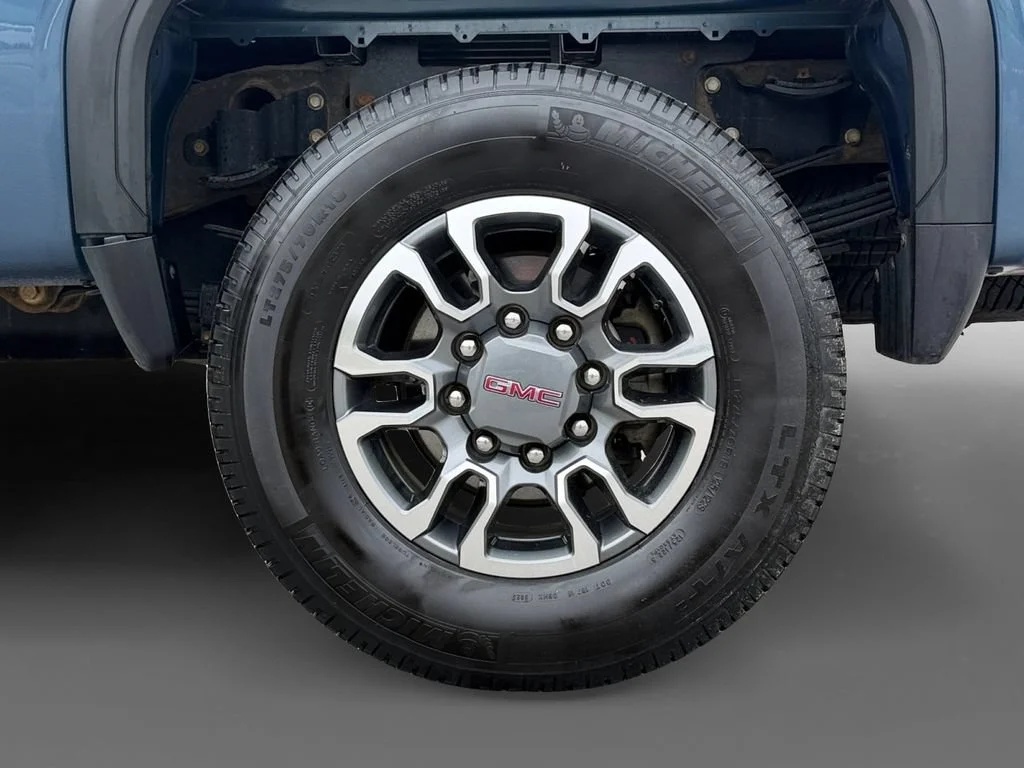 Used 2024 Downpour Metallic GMC SLE image 15