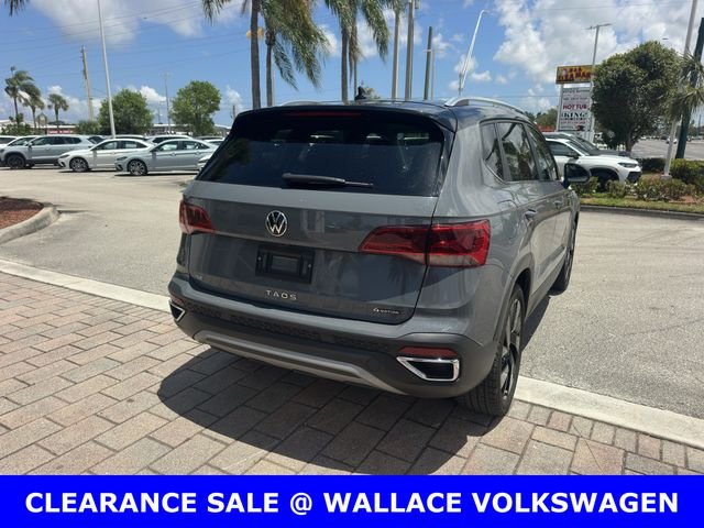 Used 2024 Gray Volkswagen 1.5T SE image 5