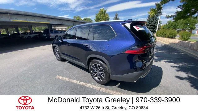 Certified Used 2025  Toyota MAX Platinum image 32