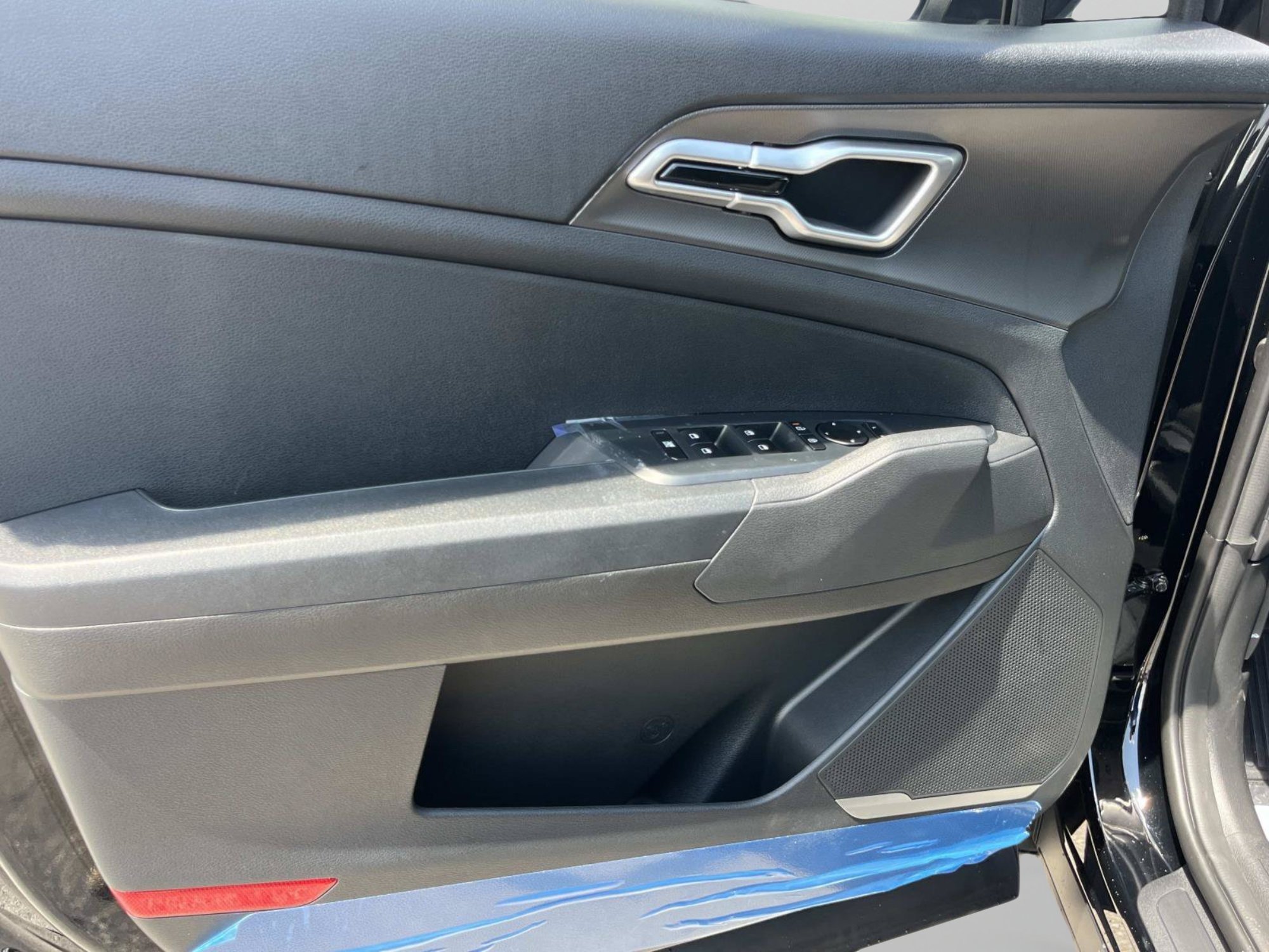 New 2026 Ebony Black Kia LX image 17